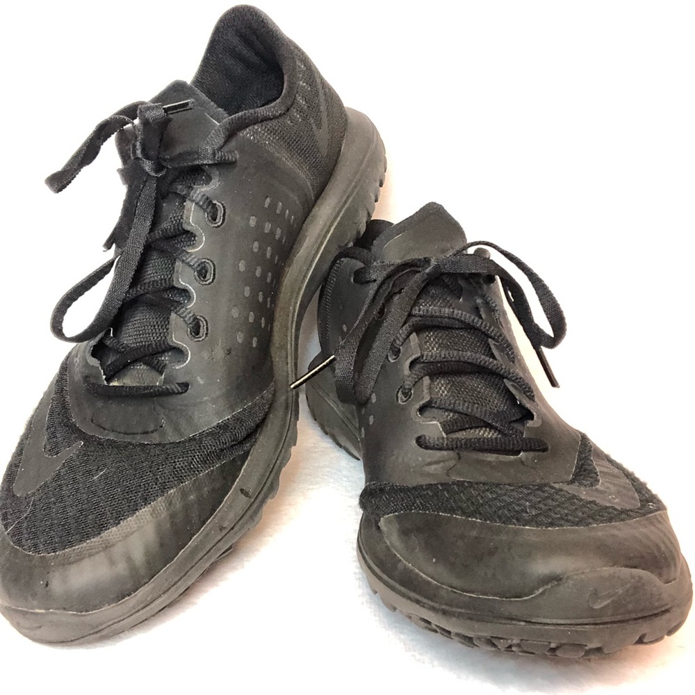 EUC All Black Nike Running